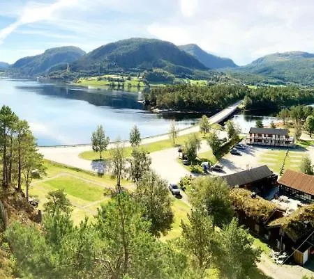 Valsoya * Valsøyfjord